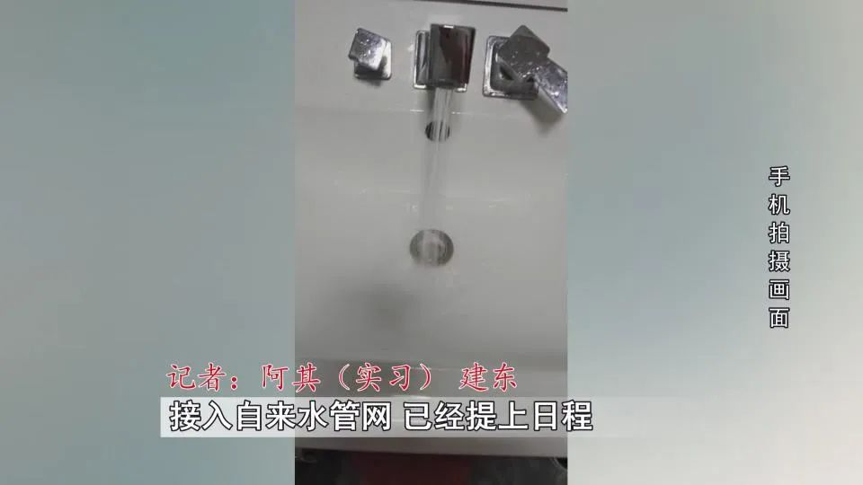 DƬ
